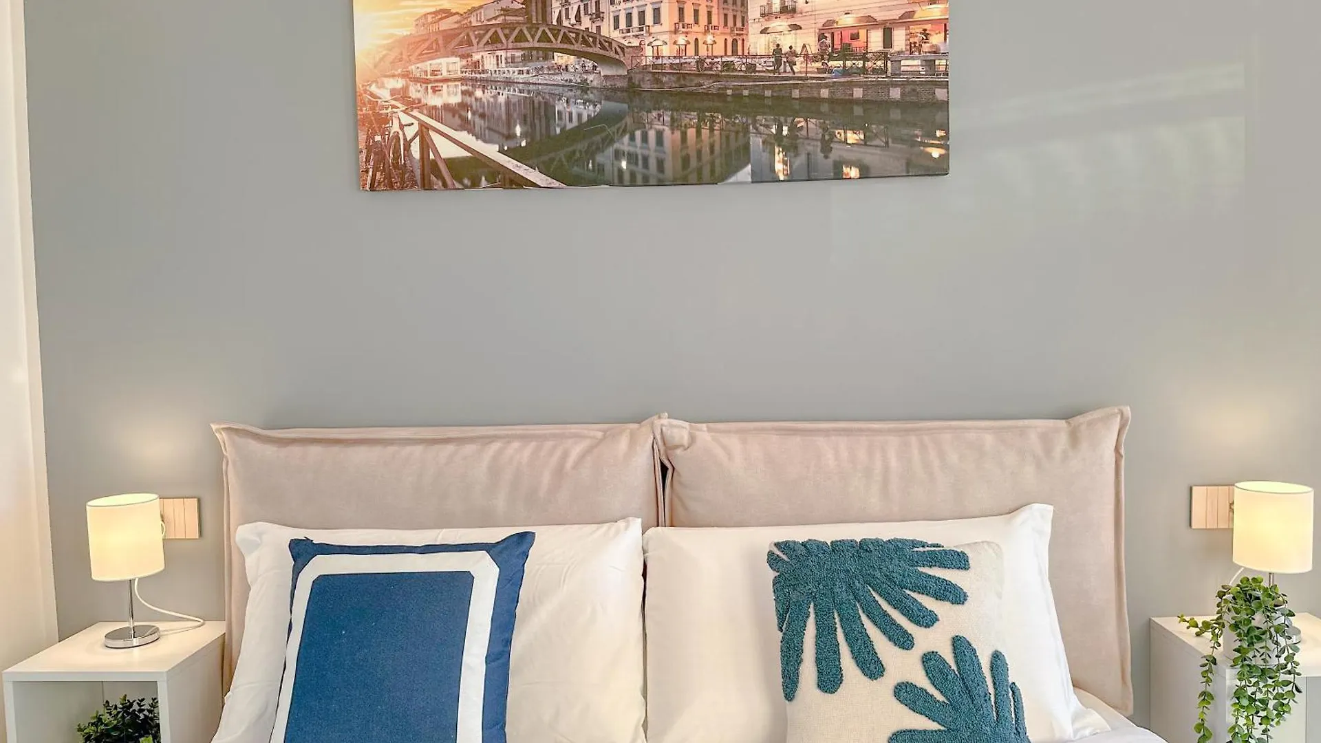 D'Adda 16 - Suite Luminosa - 3 Min Dal Naviglio Milan Apartment